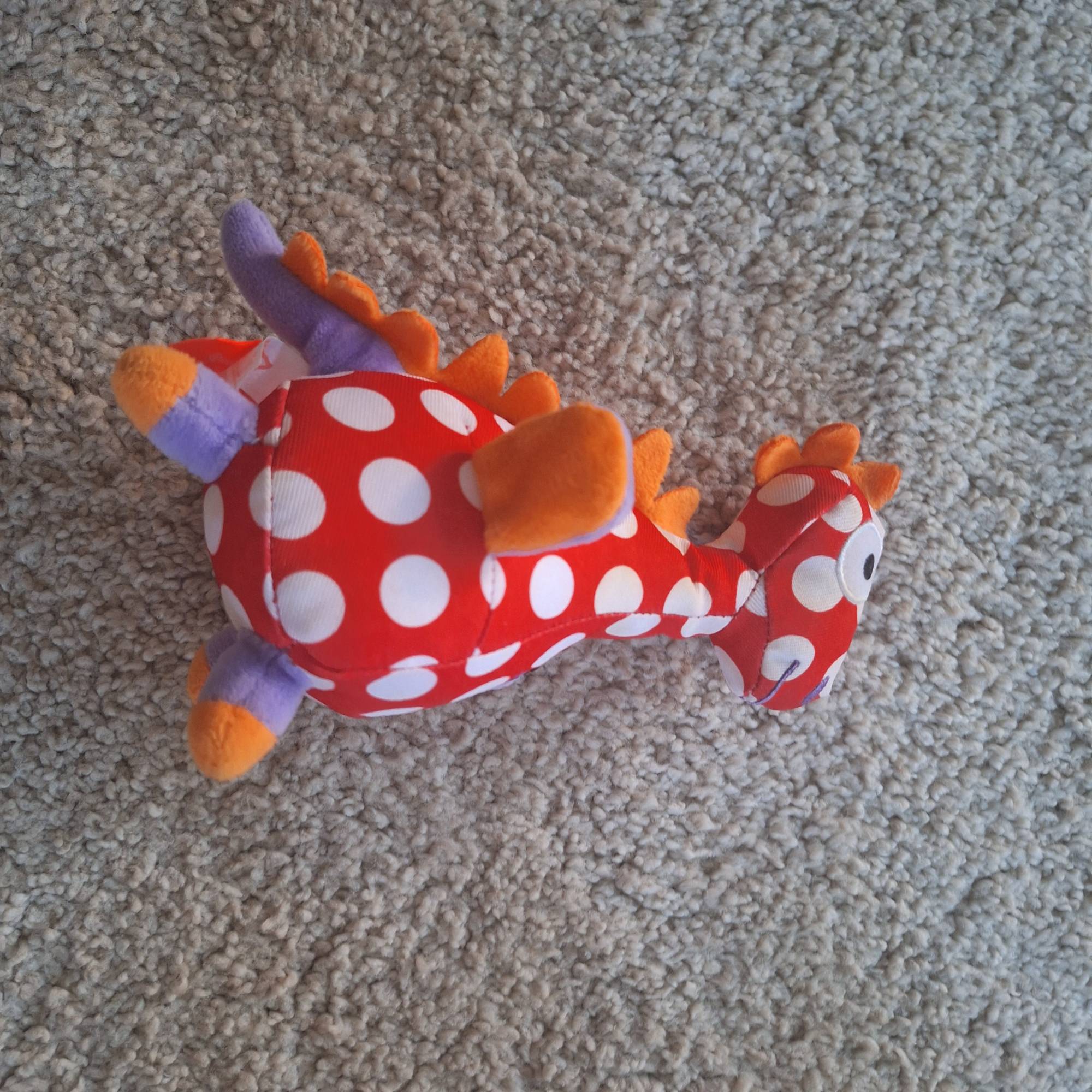 Peluche dinosaurio 15 cm