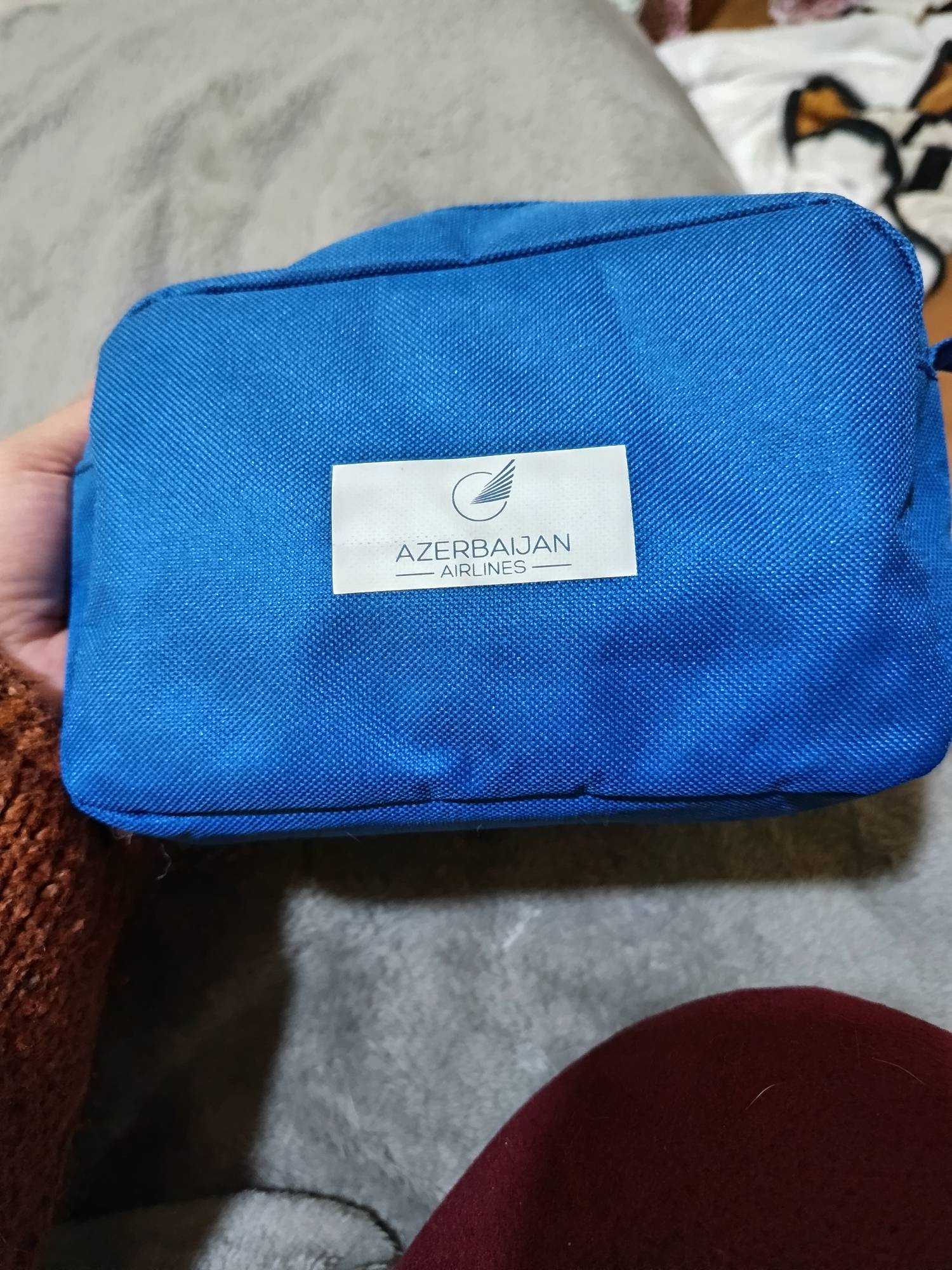 Neceser aerolínea Azerbaiyán Airlines